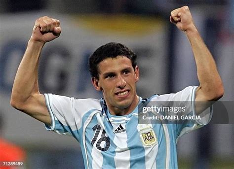 1,580 Maxi Rodriguez Argentina Stock Photos, High-Res Pictures, and ...