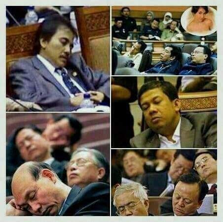 Foto-Foto Anggota Dewan (DPR/DPRD) RI Tidur Pulas Saat Sidang Soal ...