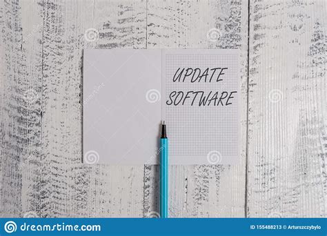 Escritura Conceptual De La Mano Que Muestra Software De La Actualizaci