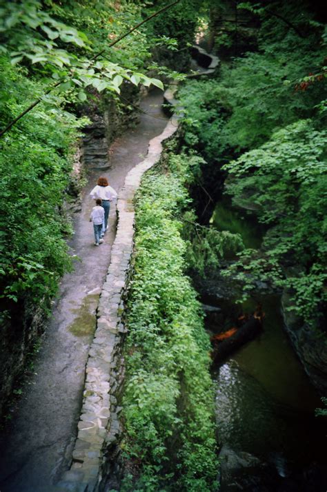 R07 Sara Laura Watkins Glen NY Walter Etten Flickr