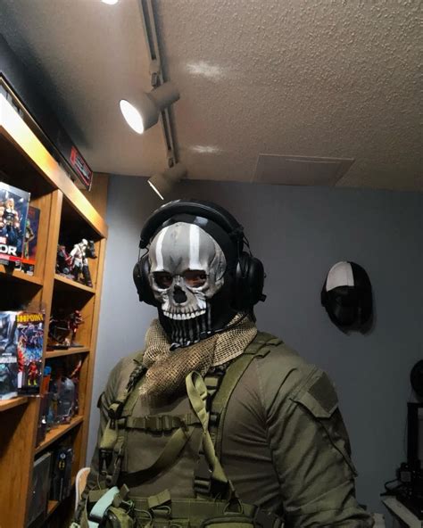 MW2 (2022) Ghost cosplay : r/cosplayers