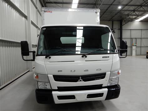 2013 FUSO CANTER AUTOMATIC PANTECH JTFD4107084 JUST TRUCKS