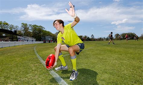 AFL celebrates community umpires - AFL Queensland