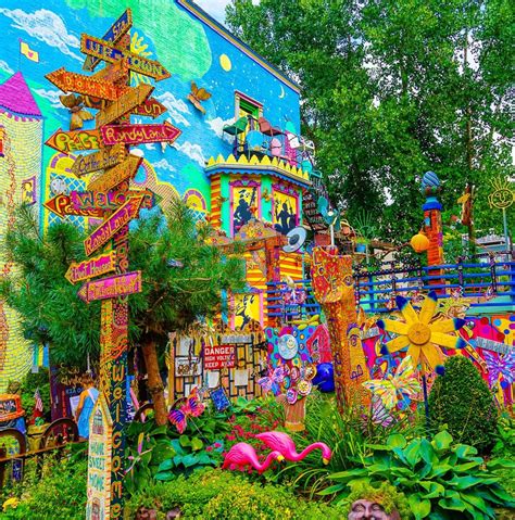 You MUST See Randyland in Pittsburgh: Free Color! – Around the World "L"