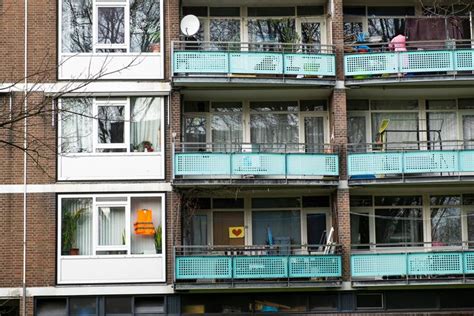 Woningcorporaties ‘verloedering Arme Wijken Neemt Toe Politiek Moet