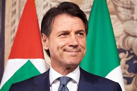 Primeiro Ministro Da Itália Giuseppe Conte Renuncia Ao Cargo Metrópoles