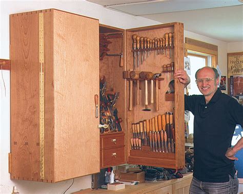 How to Design a Tool Cabinet - FineWoodworking | Woodworking tool ...