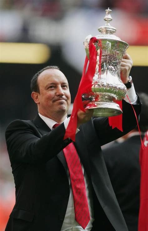 Liverpool Manager Rafael Benitez holds the FA Cup. #LFC Liverpool Fa ...