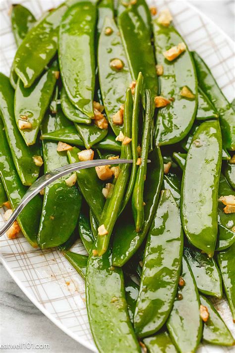 Sautéed Snow Peas Recipe | Eatwell101