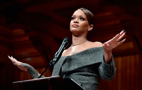 Watch Rihanna Give Inspiring Speech After Accepting Harvard Award