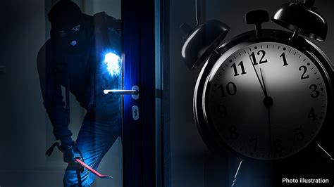 Crime Spikes When Daylight Saving Time Ends Study Finds Fox News