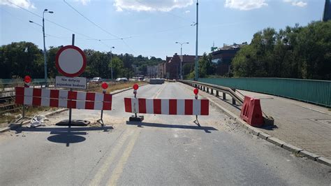 To największy plac budowy w Bydgoszczy Trwa rozbudowa ul Kujawskiej