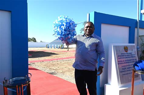 Mo Ambique Nyusi Inaugura Sistema De Abastecimento De Gua Em