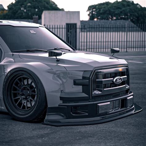 Slammed Ford F Tokyo Drift Looks Like A Jdm Special Autoevolution