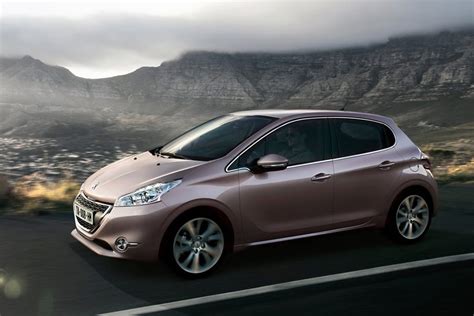 2013 Peugeot 208 Review, Specs & Pictures