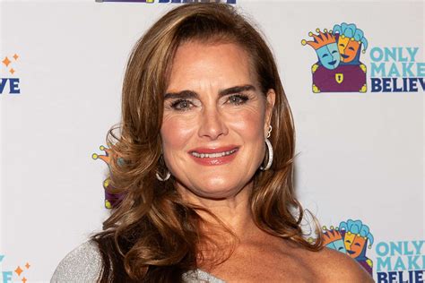 Brooke Shields Says Theres One Thing She Will Never Do To Her Iconic Eyebrows