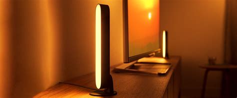 Achieve Ultimate Immersion With The Philips Hue Play Light Bar Geek