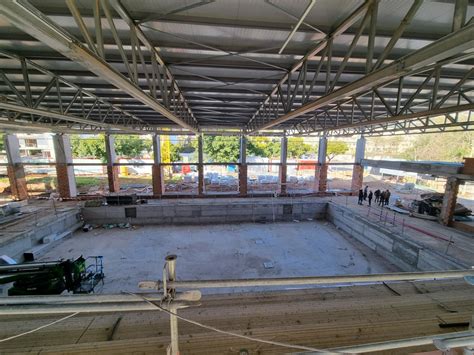 Xàbia soterrará en la cimentación de la piscina cubierta una “cápsula