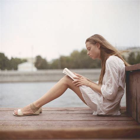 Quiet By The Th Via Flickr Woman Reading I Love Reading Reading