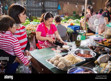 Fresh Food Market In Sapa Hi Res Stock Photography And Images Alamy