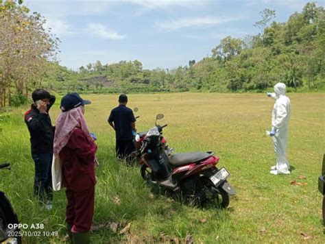 pengambilan sampel tanah  cek spora antraks dilakukan  la