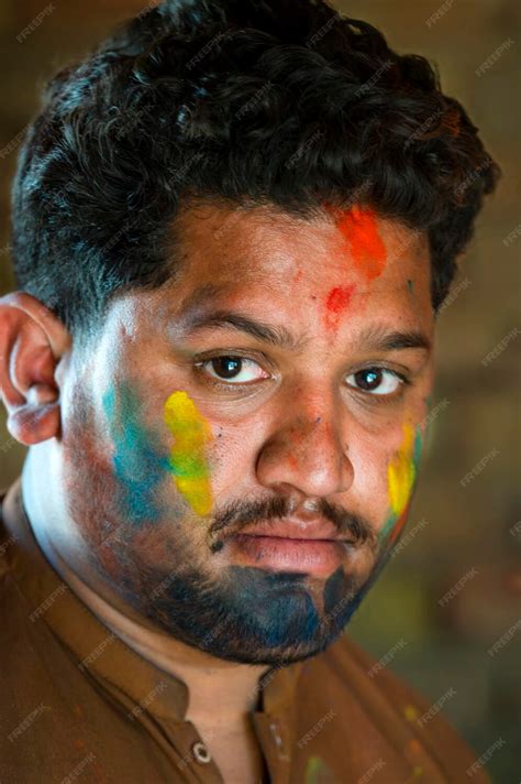 premium photo  man   face paint   face