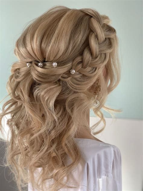 Brautfrisur In Frisur Locken Hochzeit Frisur Hochzeit Frisuren