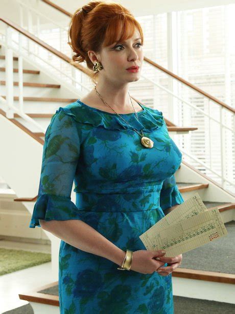 Mad Men Fashion Joan Harrisholloways 60s Style Heart