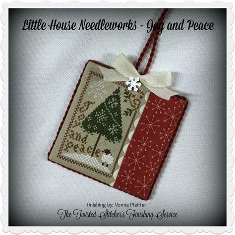 pin  sherie smith   twisted stitcher xmas cross stitch cross