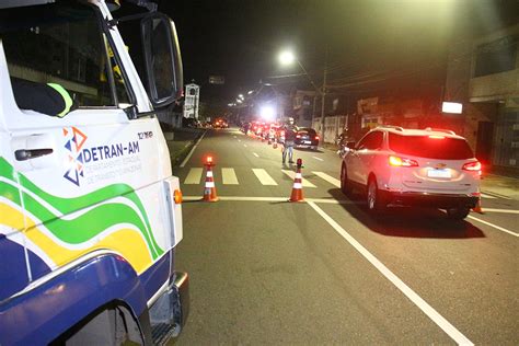 Natal Detran AM Flagra 77 Condutores Dirigindo Sob Efeito De Bebida