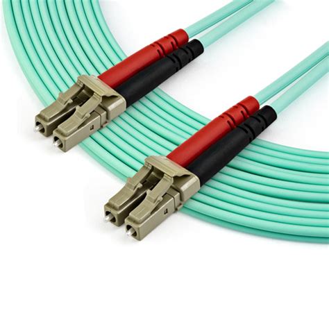 StarTech.com 7FT OM4 50/125um Multimode Duplex LC-to-SC Aqua Fiber Patch Cord — Blue (Single) (N6PAT-OM4-LC-SC-7FT-BL-1PK)