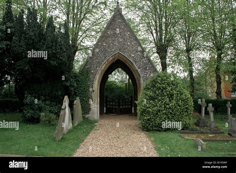 Kirche Von England Eton Feuerstein Wand Friedhof Norman Alten Mauern