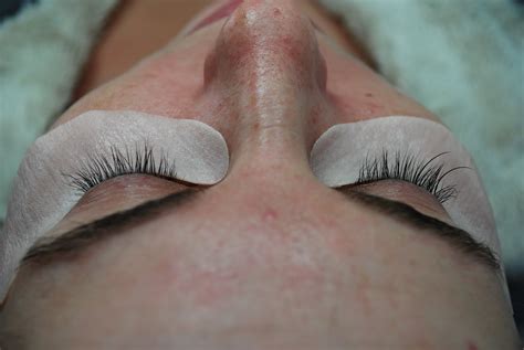 Professional Single Lash Volume And Classic Eyelash Extensions In Slc