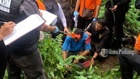 Foto Proses Rekonstruksi Kematian Gadis Penjual Gorengan In Dragon