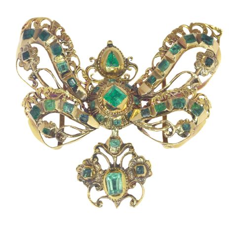 Antique Baroque Emerald And Gold Bow Pendant 17th Century