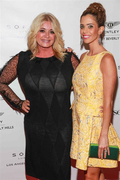 lynda mclaughlin bio 10