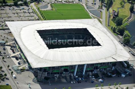 Luftaufnahme Wolfsburg Volkswagen Arena Stadion Wolfsburg