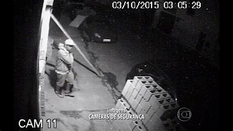 Polícia Divulga Imagens De Suspeito De Matar Professor Universitário Em