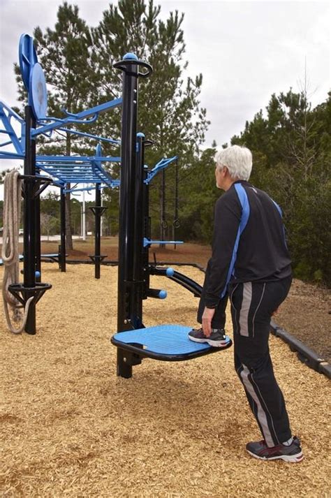 Outdoor Fitness Equipment, Outdoor Gym Equipments | Outdoor gym ...