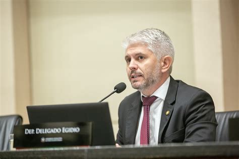 Deputado Delegado Egidio Protocola Projeto De Lei Que Autoriza TV