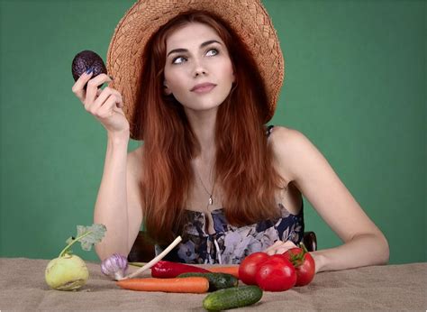 Vegetarians Have Better Sex Than Meat Eaters New Survey Reveals