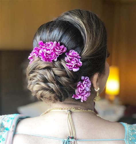 9 Effortlessly Beautiful Bun Hairstyle For Indian Wedding Function Ideas You Must Check Out Now