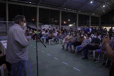Famílias do Conjunto Pirangi recebem títulos de escritura pública das ...
