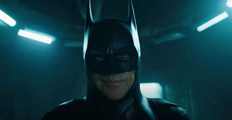 Michael Keaton Makes Triumphant Return As Batman In The Flash Trailer