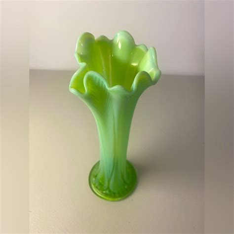 Antique Accents Antique Vintage Green Opulent Glass Spun Vase Poshmark