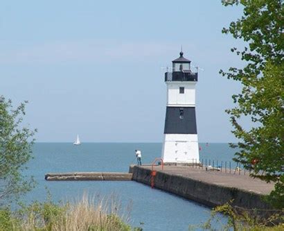 Lake Erie: Lake Erie Lighthouses