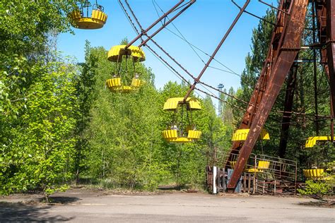 Ferris Wheel Urban Photography By Roman Robroek