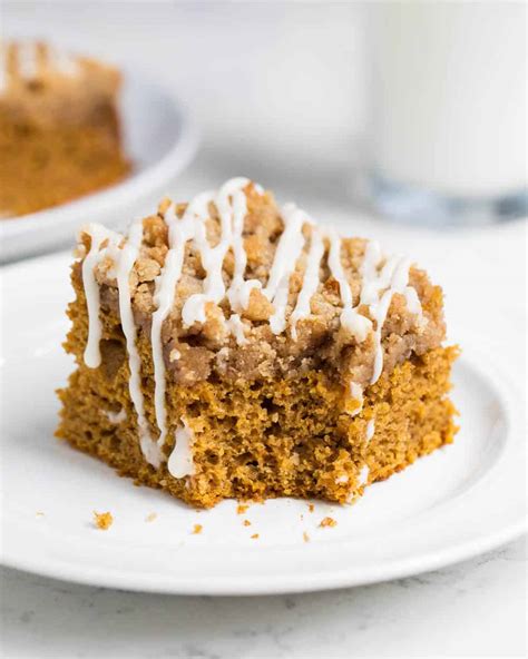 Pumpkin Streusel Coffee Cake