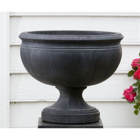 Plantation Urn Planter On Pedestal Stand Kinsey Garden Decor