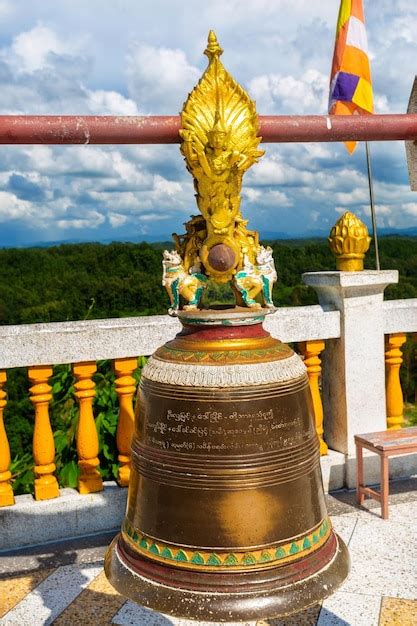 Premium Photo Bangladesh October 14 2019 Inside The Golden Temple Is